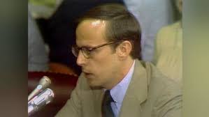 Nixon aide John Dean testifies at 1973 Watergate hearing
