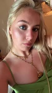 Olivia Fisher's Instagram, Twitter & Facebook