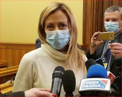 Come riportato da la repubblica, il testo sulla prescrizione non è quello che volevano i pentastellati e da qui la decisione, nonostante il pressing del pd, di non votare la misura. Zajcg79fzmxgum