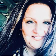 Officer Robert Pinto received the 2018 officer of the year award and Julian  Ziolkowski received the 2018 supervisor of the year award in Council last  night. These 2 officers are part of