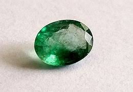 Peridot, the birthstone of august, is a soft, lime green gem stone. Birthstone Wikipedia