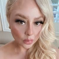 Erika Acosta's Instagram, Twitter & Facebook