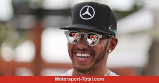 Lewis hamilton took a 100th career pole position by edging out red bull's max verstappen in qualifying at hamilton's mercedes was just 0.036 seconds faster than verstappen, who was in turn. Lewis Hamiltons Extravaganz Verargert Die Sponsoren