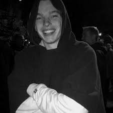 Theodore Trott (@trott_theodore)