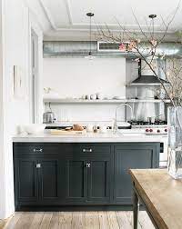 Designers Cringe Every Time They See These Kitchen Decorating Mistakes Kitchen Design Kitchen Remodel Masculine Kitchen