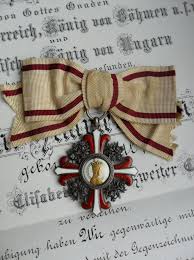 Osterreich Elisabeth Orden 2 Klasse An Damenschleife Im Originaletui Rar Jewelry Crafts Bows Crafts