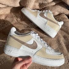 Keine versandkosten · 365 tage rückgaberecht · nike air force 1 Nike Air Force 1 Sand Beige Brown The Custom Movement