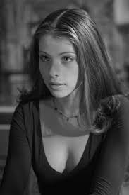 Умерла американская актриса Мишель Трахтенберг, получившая известность  благодаря ролям в «Евротуре», «Баффи — истребительнице.. 2025