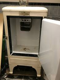 Maybe you would like to learn more about one of these? Pin By Nancy Pearson On Retro In 2021 Frigidaire Refrigerator Vintage Refrigerator Vintage Fridge