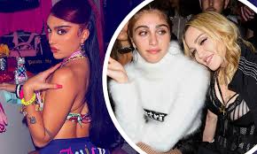 Aug 06, 2021 · and in april, madonna, 62, shared a rare photo with her daughter where the model's armpit hair was on full display. Madonna S Daughter Lourdes Leon Makes Very Rude Expletive Filled Comments As Joins Instagram Daily Mail Online