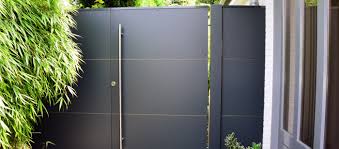 Massive bambus sichtschutz wände für ihren garten oder terrasse als sitzplatz abgrenzung für mehr privatsphäre. Blickfang Design Sichtschutz Gardomo Garten Design Inspiration