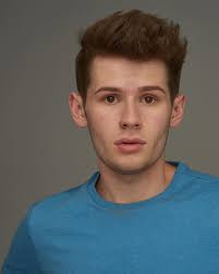 PC: @david.genik #theatrearts #artist #performersofinstagram  #nycbasedartist #performanceart #actorheadshots #actorsingerdancer #art  #photoshoot #performer #arts