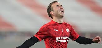 Check out his latest detailed stats including goals, assists, strengths & weaknesses and match ratings. Schmidt Onthult Extreem Salaris Psv Ster