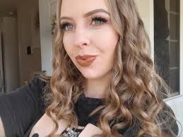 27 year old 4:20 friendly momma looking for friends !! I have a 2 year old  son who is lonely but I'm not having anymore kids 😂 I work 5 days a