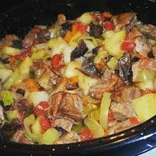 запеканка с мясом и картошкой в духовке рецепт с фото Zharkoe V Duhovke Zharkoe A Poprostu Kartoshka S Myasom I Ovoshami Prigotovlennaya V Duhovke Eto Vsegda Vkusno Ved Myaso I Ovoshi Z Cooking A Roast Cooking Food