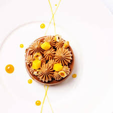 Yann Brys Palet Croquant Chocolat Au Lait Mangue Et Noisettes Pour Le Salon De The Nespresso Des Champs Elysees Nes Pastry Desserts Organic Wine Desserts