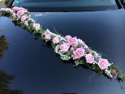 Autoschmuck Zur Hochzeit Aus Rosen Bildergalerie Mit Inspirationen Tischdekoration Hochzeit Blumen Autoschmuck Hochzeit Blumenstrauss Hochzeit