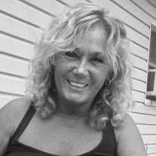 Donna Colombo's Instagram, Twitter & Facebook