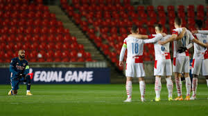 In 9 (90.00%) matches played at home was total goals (team and. Slavia Prag Verweigert Kniefall Fur Black Lives Matter Stern De