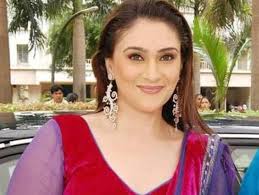 ये अदाकाराएं अपने ही ऑनस्क्रीन बेटों पर हार बैठी दिल, किसी ने रचाई शादी तो  किसी ने