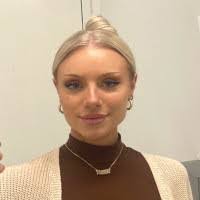 Jeanne Carmichael's Instagram, Twitter & Facebook