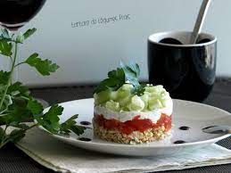 Avec les empilo'deco de tupperware !! Tartare De Legumes Frais Facon Cheesecake Aurelie S Cooking Tartare De Legume Nourriture Savoureux