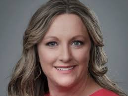 Debbie Leppert's Instagram, Twitter & Facebook