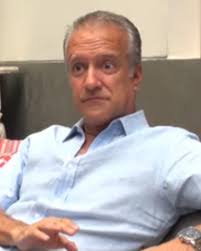 Hernando Garcia's Instagram, Twitter & Facebook