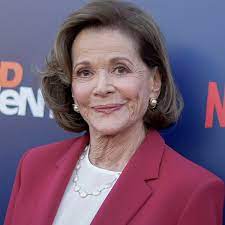 Jessica walter (born january 31, 1941) is an american actress, known for the films play misty for me, grand prix, and for her role as lucille bluth. Ugcfdetv1ndebm