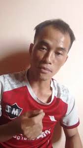 Kuv yeej xav hais ua lus hmoob xwb os kom peb hmoob thiab nkag siab.