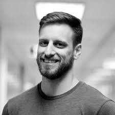 Ian Morse's Instagram, Twitter & Facebook