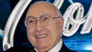 I personaggi chiesero inoltre anche la presenza di questo cantate oggi parecchio famoso. Chi E Alessandro Il Figlio Segreto Di Pippo Baudo Dilei