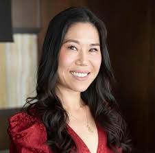 Kristy Grimes's Instagram, Twitter & Facebook