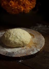 Pin De Rey Garcia En Empire En 2020 Pan De Muerto Recetas De Comida Pan De Muerto Relleno