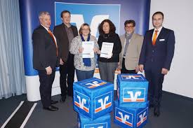 Das erklärvideo der vr bank fulda zeigt wie einfach sich vereine anmelden und. Vr Bankverein Bad Hersfeld Rotenburg Eg Vr Vereinsforderung Verteilt 99 300 Euro