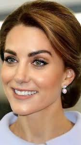 Идеи на тему «Кей Миддлтон» (7)