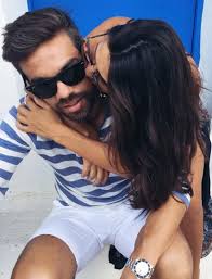 A influenciadora digital utilizou um vestido do. Anita Costa And Helder Leite Dating Gossip News Photos
