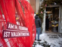 Valentinstag bräuche weltweit sind heutzutage besonders vielfältig und interessant. Valentinstag 2021 Besondere Geschenke Und Ideen Fur Die Grosse Liebe Service
