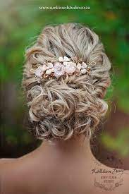 Rose Gold And Blush Pink Wedding Hair Comb Bridal Veil Hair Etsy Rose Gold Hair Comb Bridal Hair Veil Gold Hair Comb