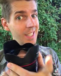 Camera lens hood = IMPORTANT #cameralenses #cameralens #cameralenshood  #lenshood #dslrcamera #dslr #learnphotography #imaphotographer  #phototips101