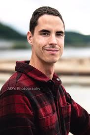 New to photography pt 1: Trying something scary (but fun!) to get better at  portraits! Would you try this? , #portraits #portraitphoto  #streetphotographerscommunity #motivation #confidence