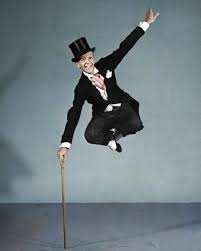 Fred Astaire Puttin On The Ritz Dance Scene Original Mothgirlwings Fred Astaire Puttin On The Ritz Blue Skies 1946 Fred Astaire Dancing Fred Astaire Tap Dance