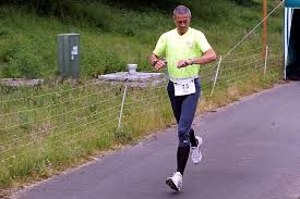 Aus einer reihe von vorbereitungsspielen für die saison 1993/94, die alle positiv abgeschlossen wurden, ragte natürlich das freundschaftsspiel gegen den bundesligisten fc schalke 04 heraus. 1 Deponielauf 2012