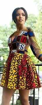 La coupe droite d'une petite robe sweat permettra aux parfois fantaisie, souvent originale, mais toujours tendance, nos robes pour petite fille sont. 900 Idees De Robes En Pagne En 2021 Pagne Mode Africaine Tenue Africaine