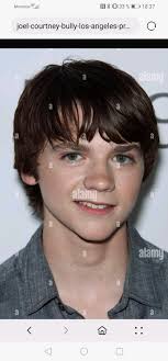 Joel Courtney Eyes Azul
