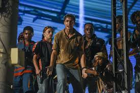 This is important to note when it comes to the release time. Dom Staffel 1 Film Rezensionen De