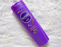 Whipping coarse and unruly hair into shape is beyond difficult, but keeping it that way is a whole other battle. Sunsilk Perfect Straight Shampoo Review