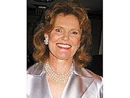 Cynthia Phipps's Instagram, Twitter & Facebook