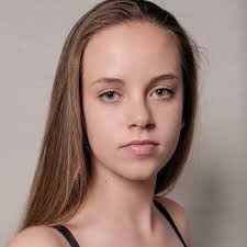 A Model A Day! Beautiful Kayla Padoa from Ace Models Westrand #amodeladay  #becomeyourdream #modeling #photoshoot #urbanphotoshoot  #lifestylephotoshoot #acemodelsinternational #acemodelsintl