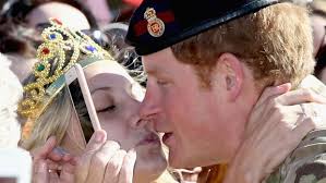 Royal tragic kisses Harry and proposes